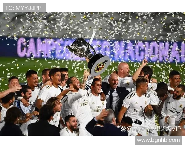 庆祝足球明星1219生日的精彩瞬间与辉煌成就回顾